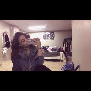 Meet your Posher, Jonel